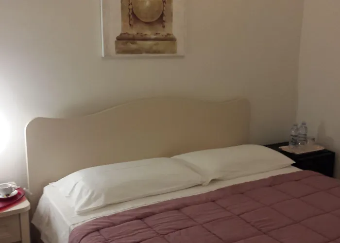 Domus Flaviae 4* Rome